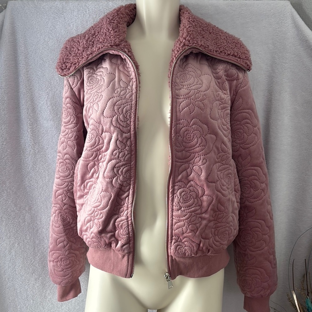 Pink Teddy Jacket with Plush Texture and Collared Neckline
